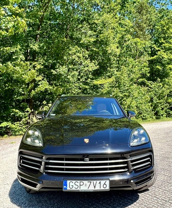 Porsche Cayenne cena 339000 przebieg: 67000, rok produkcji 2019 z Warszawa małe 211